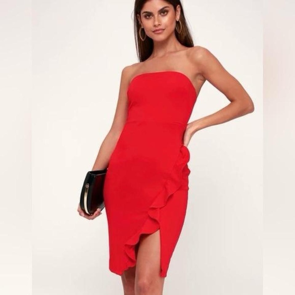 Lulu's Vibrant Red Strapless Dress